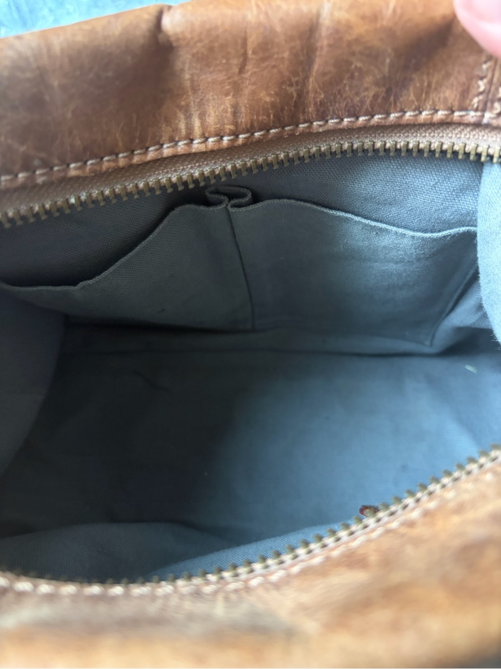 Leather Frye bag - Picture 7 of 15